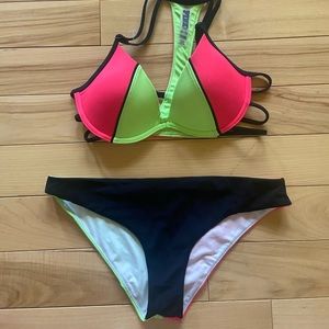 Victoria’s Secret PINK bikini set!